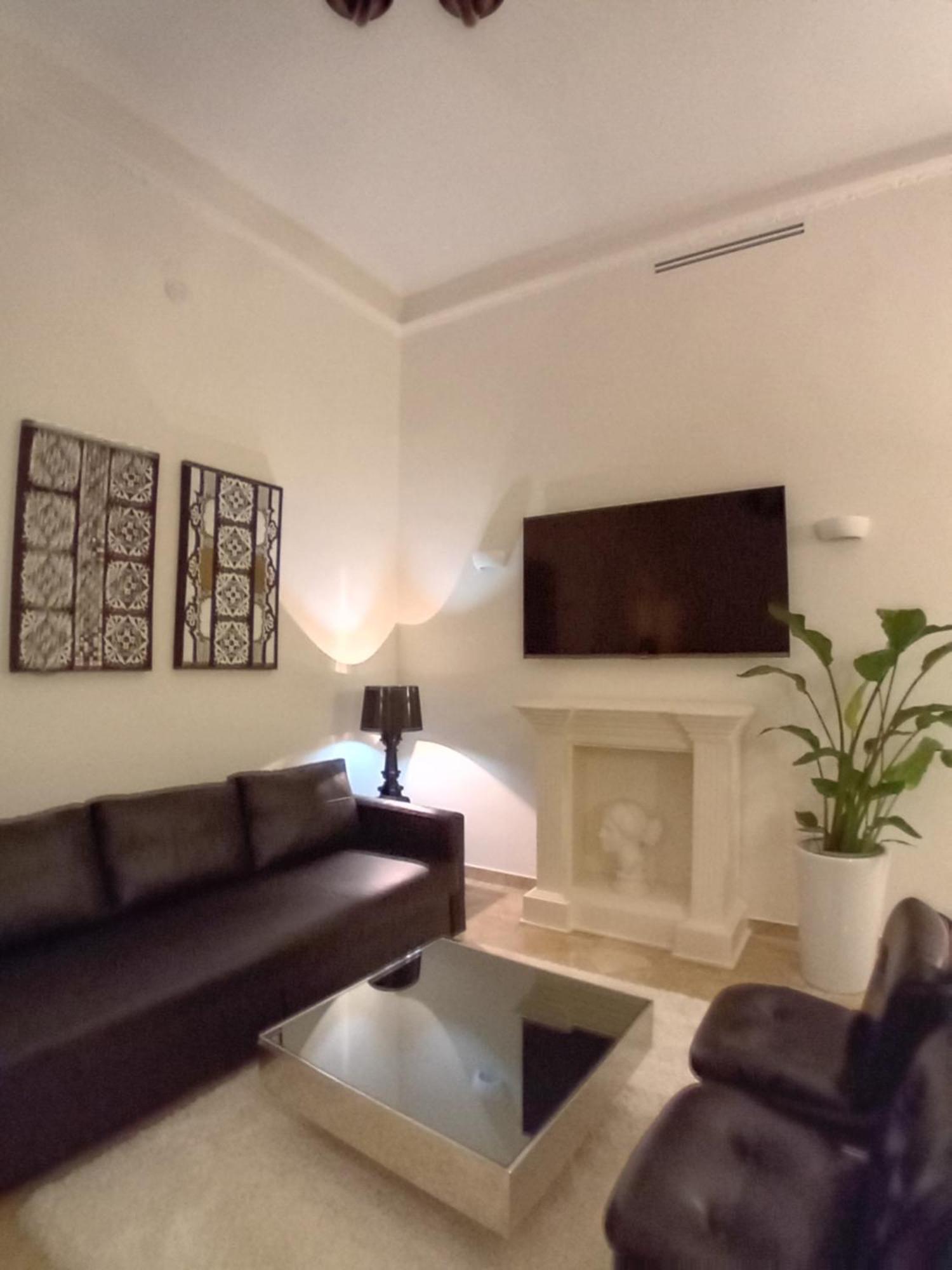 Bari Downtown Luxury Apartment Exterior foto